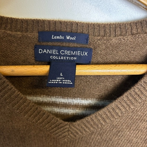 Daniel Cremieux L Brown White V-Neck Sweater 100% Lambs Wool Striped Academia - Picture 6 of 8